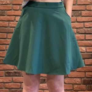 ModCloth a-line skirt WITH POCKETS